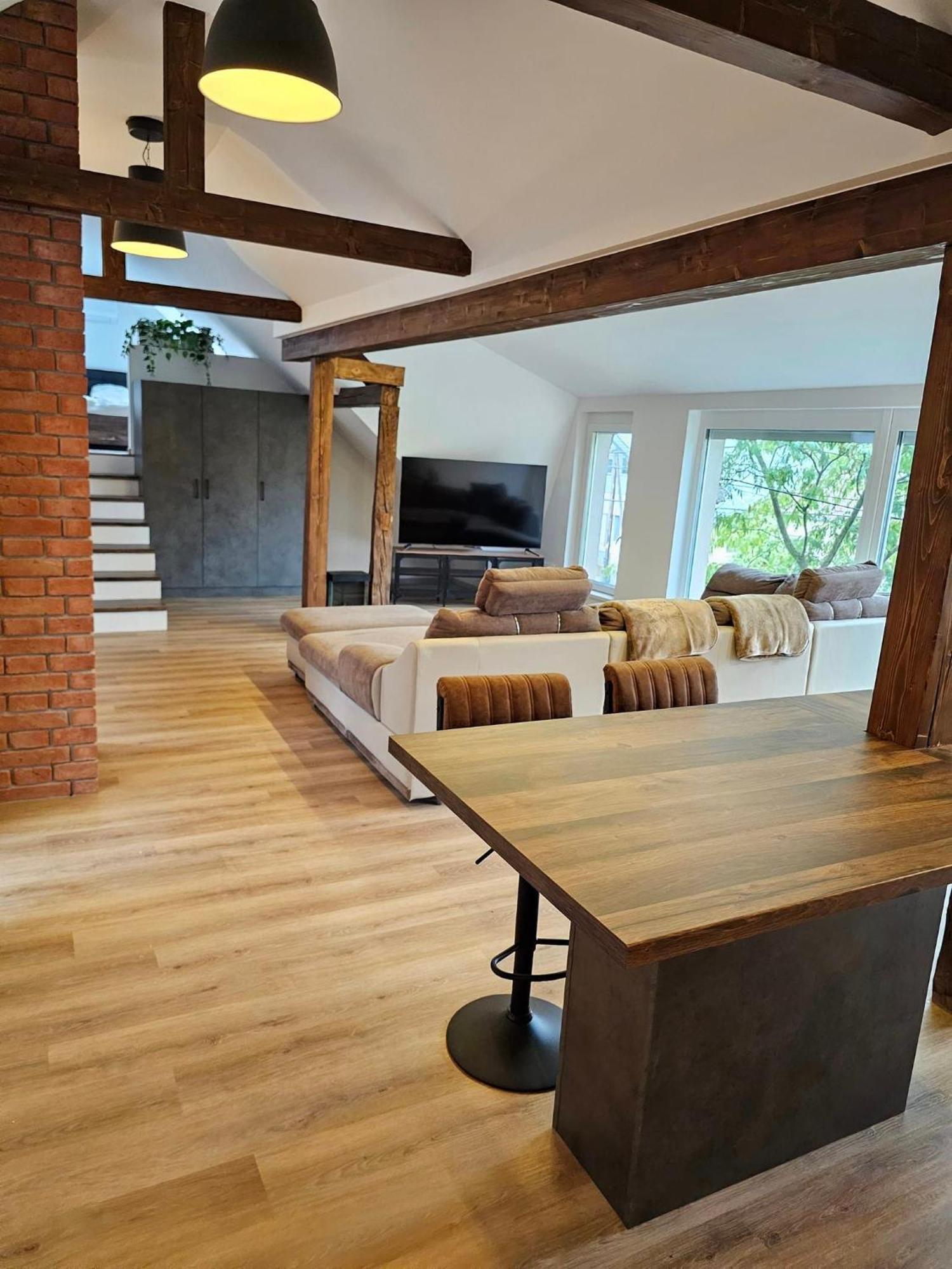 Mi Casa Rustica Appartement Mosonmagyaróvár Buitenkant foto