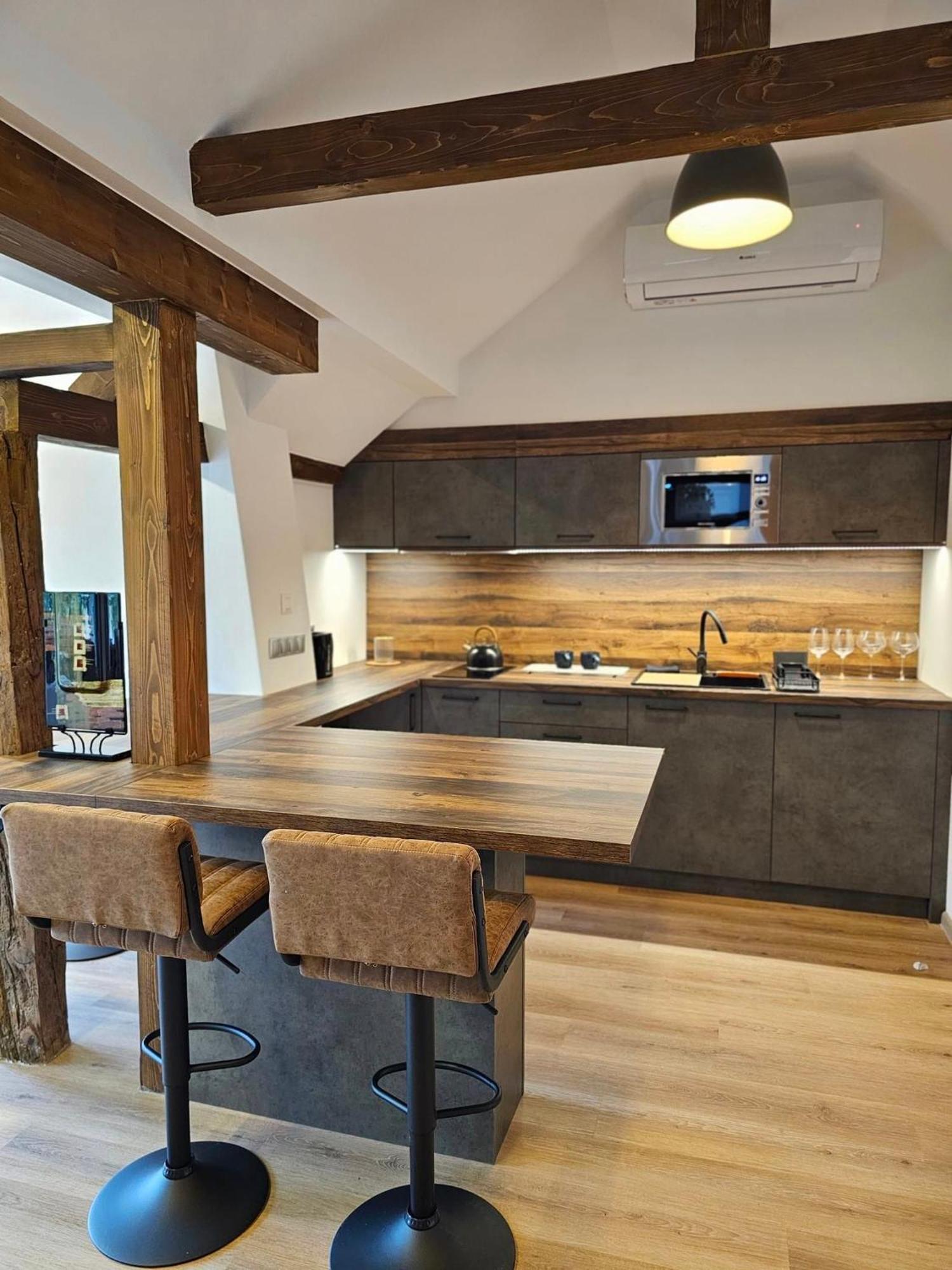 Mi Casa Rustica Appartement Mosonmagyaróvár Buitenkant foto